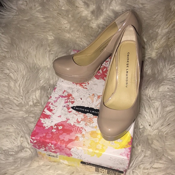 Chinese Laundry Wonder patent heels - Picture 2 of 5